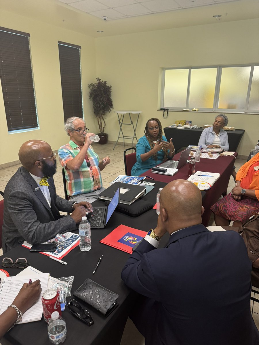 BCPSPartnership's tweet photo. Had an inspiring Partnership, Communications & Planning meeting at #FOSTERPARK in @CityofHallandaleBeach with clergy, City of Hallandale PAL, community members, and business owners. The collective vision and love for their community is truly admirable. This is just the beginning! https://t.co/HRCsIHZT9P