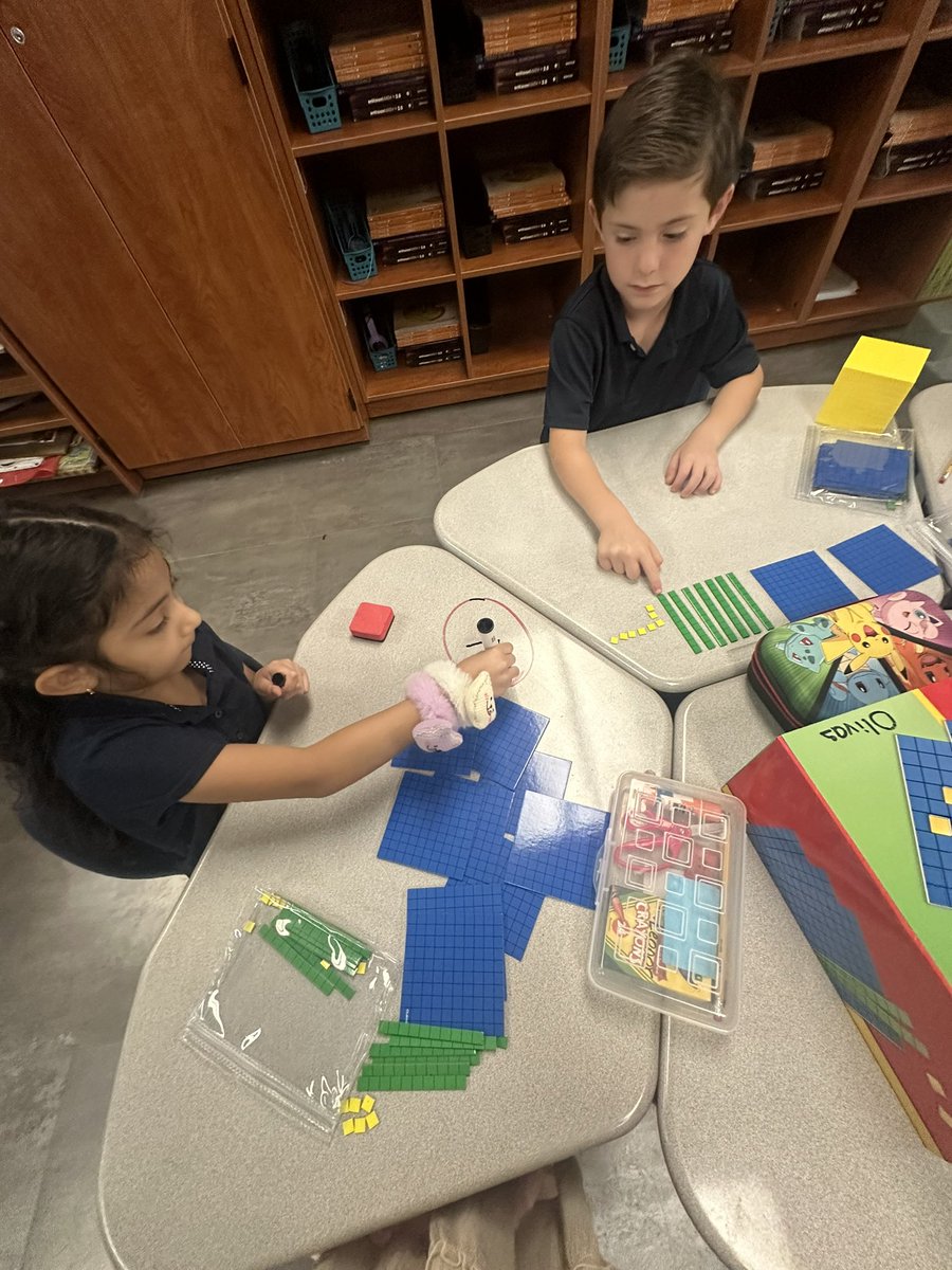 IChavez_JCE's tweet photo. My 2nd Grade Buffaloes 🦬 have so much fun comparing numbers…..specially if they can write on their desks! 🤭🥰
@JFCarrasco_JCE @DNavariz_JCE 
#ALLIN #TeamSISD https://t.co/ZGK9q7pj5V