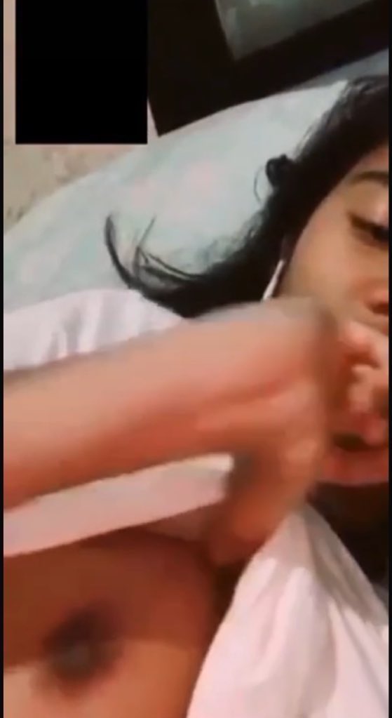 fluosr's tweet photo. 10k aja nih, ada 5 vidio total durasi 15 menit, ada threesome jga
#zize #arhan #viral #vcs #threesome https://t.co/yCffxn3QJI