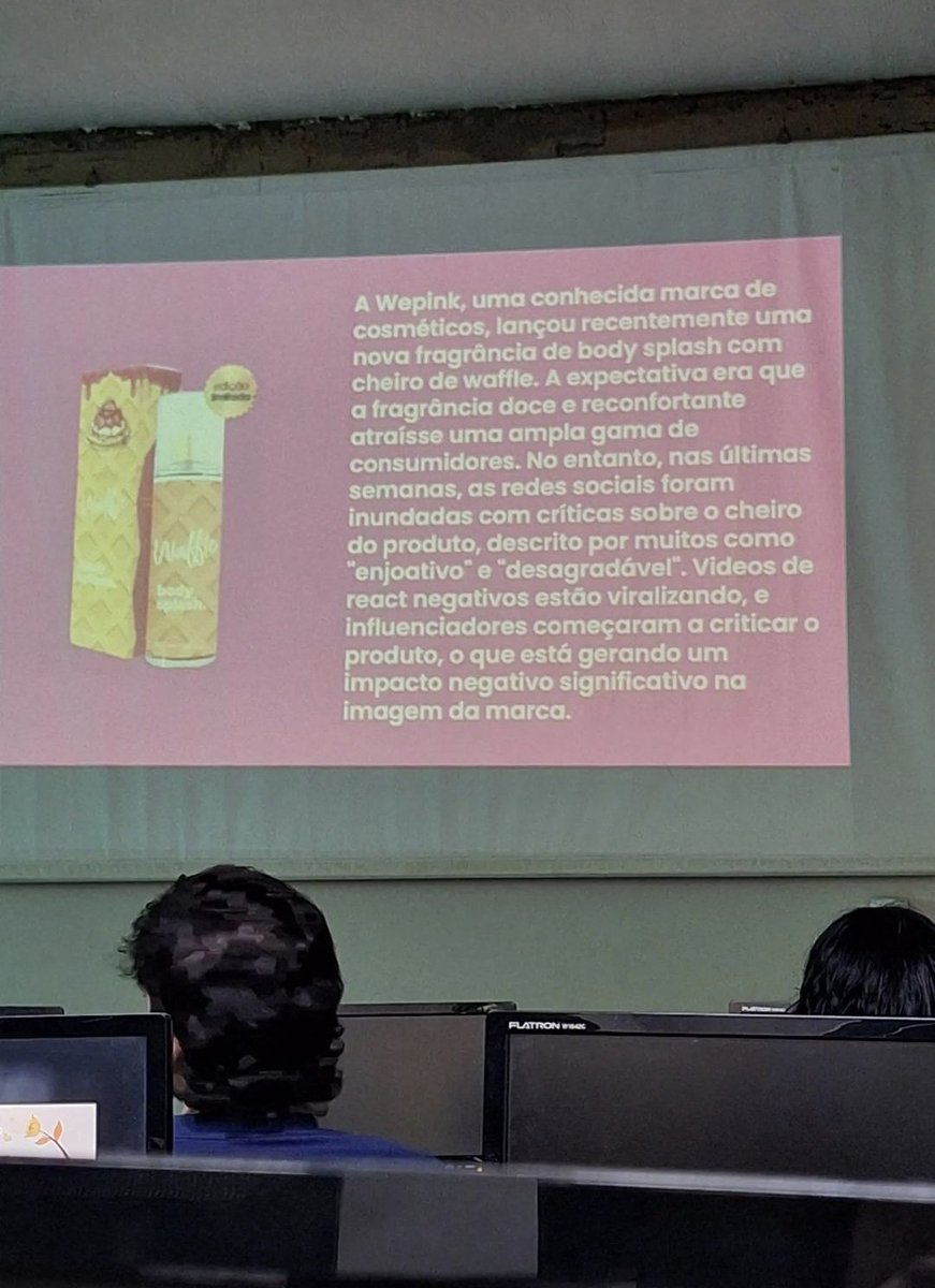 quartin_'s tweet image. Hoje propus aos alunos o desafio de  pensar estratégias de comunicação mediante um gerenciamento de crise.

Case: Body Splash de Waffle
da Wepink 🤭
