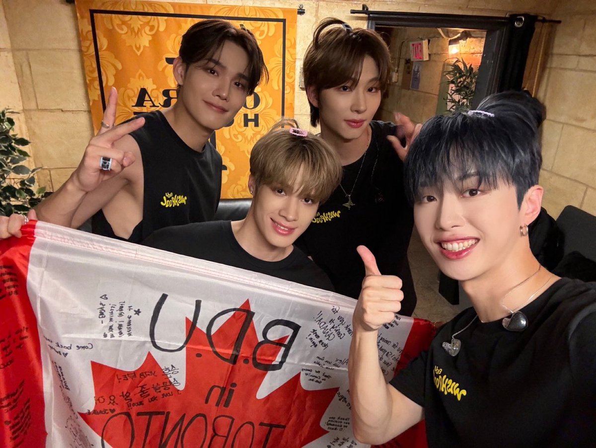 BDU4official's tweet image. [📸]
B.D.U First World Tour for Wishpool: Flash &amp;amp; Light 💫

Thank you, Toronto 😘
We love you. See you again Toronto 💓

#BDU #비디유 #BDUtourforWISHPOOL
#BDU_In_Toronto #Canada