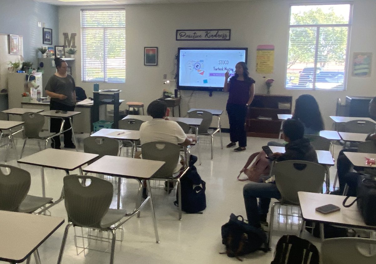 HMS STUCO and Yearbook committee first meeting. Join us for our next meeting on Monday August 26. All students are welcomed. #WeAreClintISD #HawkStrong_CISD