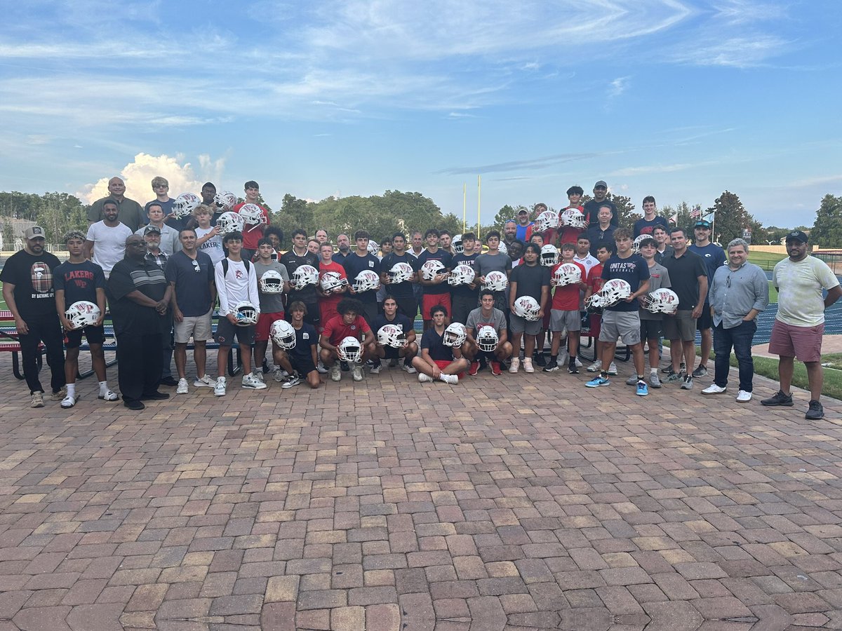 1st Annual Dads and Decals was a great success! Thank you to all the dads and brothers that showed up to help create a great memory for our athletes! #lakernation #wpfootball