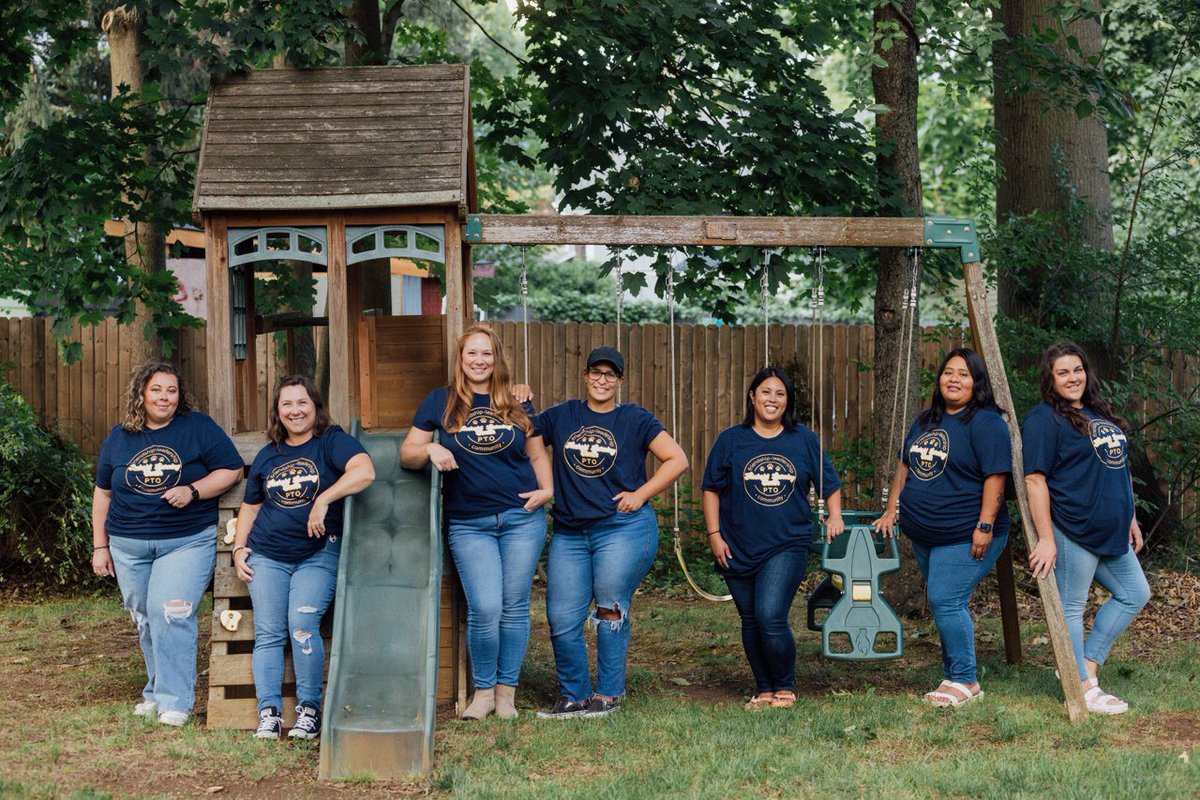 🌸Meet the 2024-2025 PTO board
Co-President : Amber Kavanagh &amp; Yenni Nieto-Ramírez 
Co-Vice President: Deirdra Bonner &amp; Rosa Rabanales
Treasure: Valerie Lugtu
Co-Secretary: Morgan Kemmler &amp; Maria Marcaluso-Diaz

Exclusiva Bloopers on Facebook 😅
Photo credit: @victoryphotographs