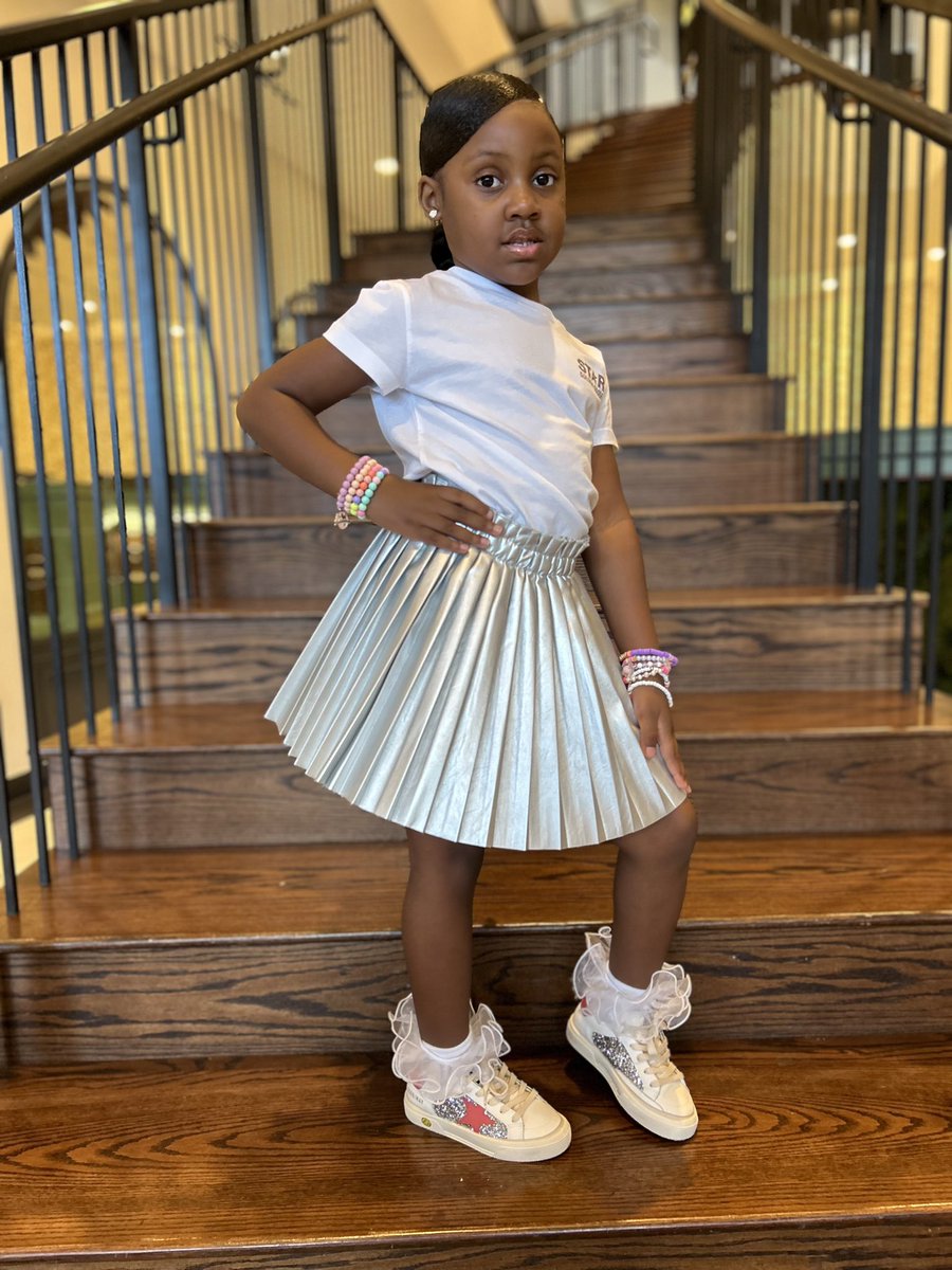 __AMotherFirst's tweet image. I would say take out your notebook 📓 &amp;amp; take some notes but some things can’t be taught 💫🥰🤌🏽♌️ #understoodtheassignment😍 #TheBiggestLEO♌️