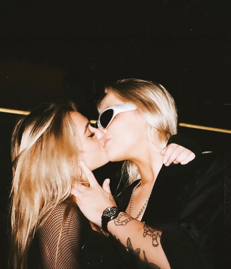 sthpie's tweet image. i think about you and nothin' else, on me. if you would just come over, i could show you for myself.