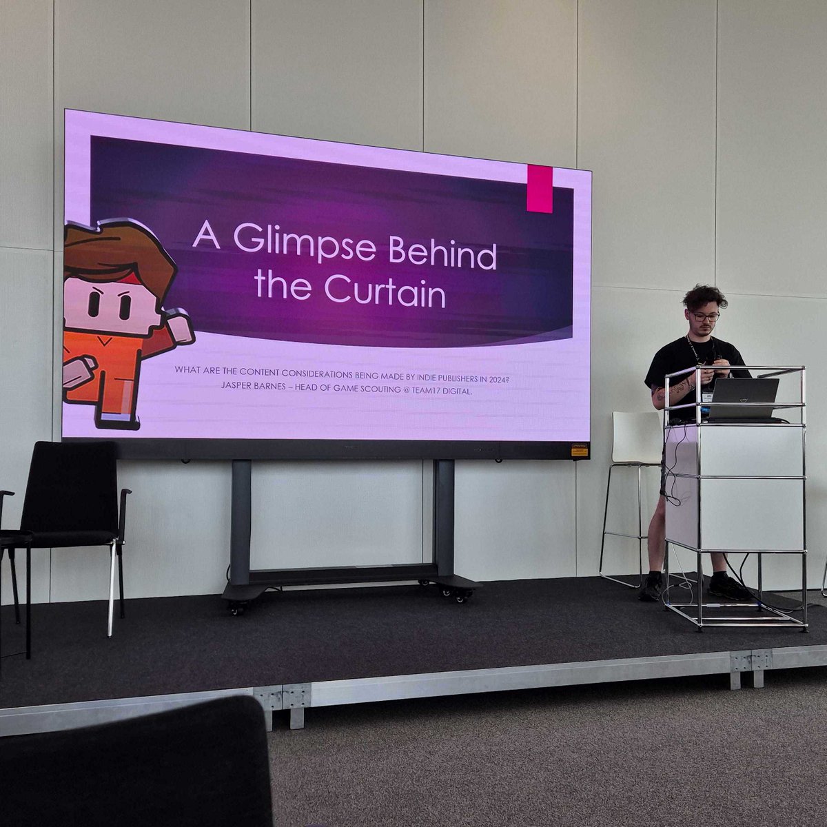 chaostheory_au's tweet photo. Day 1 &amp; 2 at #devcom2024 rocked! Learned tons from the narrative game design talk by Outer Wilds creators and Jasper Barnes of Team 17 on publishers &amp; the gaming industry. Ready to level up in game dev! 🎮

And now onto @gamescom &amp; @igea Australian Stand 🦀 https://t.co/LfgH2WO7CV