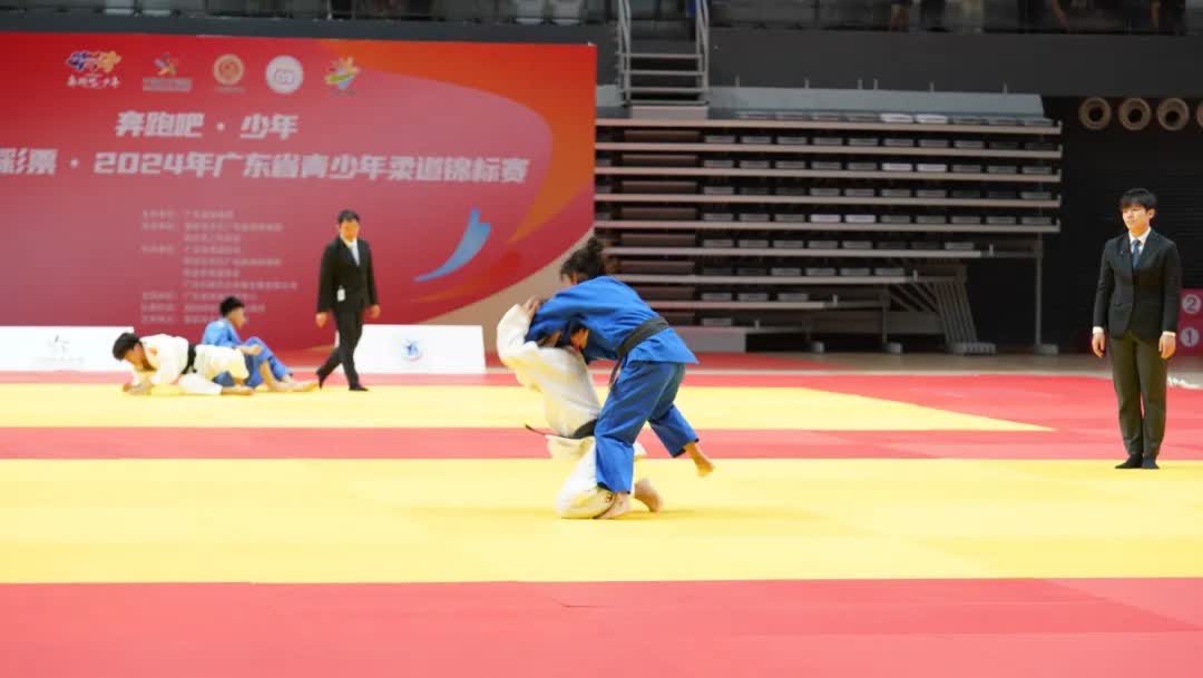 ColorfulZQ's tweet photo. 🥋The 2024 Guangdong Youth Judo Championship took place at the weekend, with 486 athletes from 18 teams from across the province gathering at the Sihui Sports Center in #Zhaoqing to showcase the charm and elegance of judo. #ZhaoqingSports #ZhaoqingEvent https://t.co/oIdGYFru8S