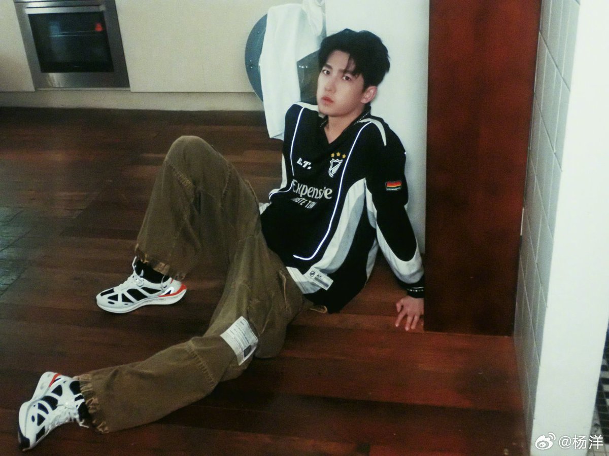 YangRebaTH's tweet photo. 21.08.2024 : YangYang's weibo update

📍https://t.co/ACYKxj65E3

(1/2)
#หยางหยาง #YangYang #YangYang杨洋 #杨洋 https://t.co/AuF66xcdzv