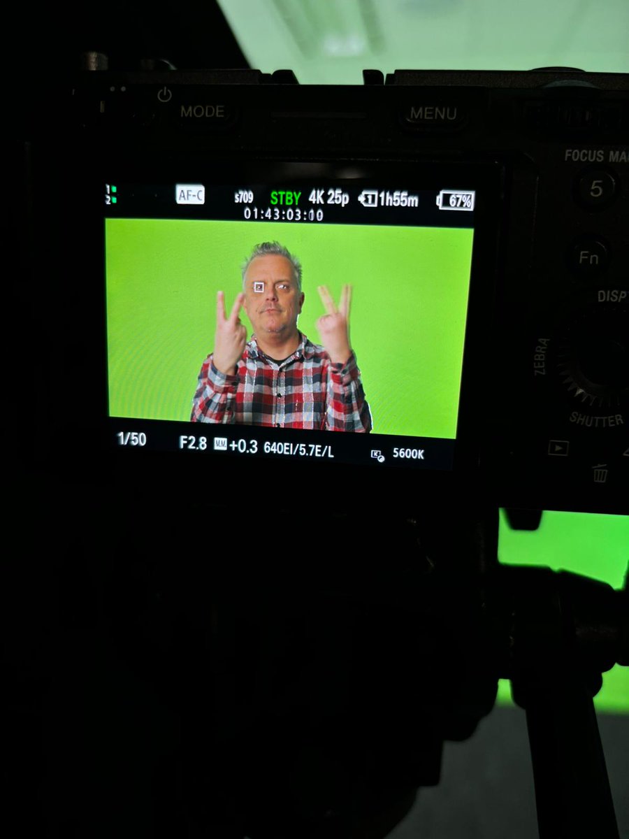 Click2View's tweet image. Curious about a day on set? Look at these BTS photos from our recent Workday shoot to get a glimpse! #BTSShoot #Click2View