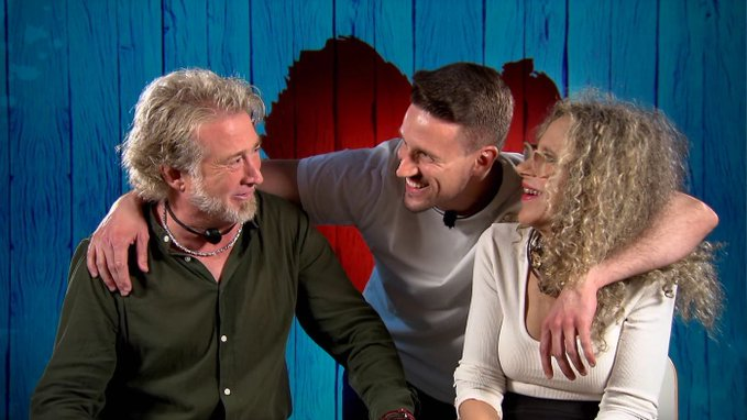 blvcom's tweet photo. 💝 #FirstDatesHotel5 @firstdates_tv en @telecinco_es reunió 1.746.000 ESPECTADORES ÚNICOS (AA).

➡️ Registró 519.000 espectadores de media y el 7.2% de cuota de pantalla.

#Audiencias 📺📊 https://t.co/J4JUUMMdBk