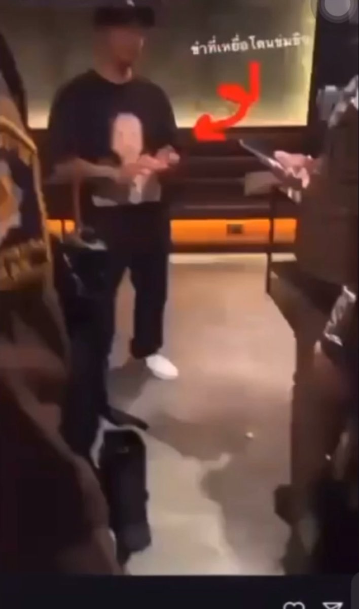 wannggjinn852's tweet image. “ก่อเหตุมาเยอะ แต่ไม่มีใครแจ้งความ”
“พนักงาน ดีเจ รุมข่มขืน”
“ขำเหยื่อที่โดนข่มขืน”