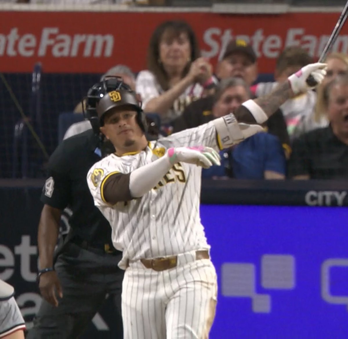 TooMuchMortons_'s tweet image. When you see this lean as a pitcher you know you just messed up