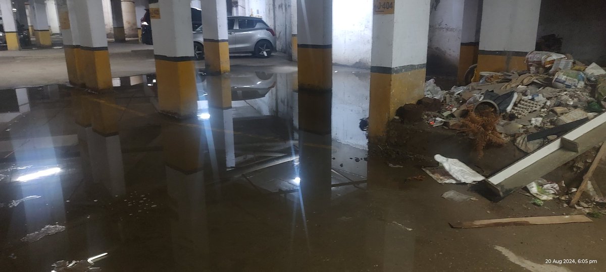 Priyank181278's tweet photo. @GNN_Support  who can support us in the pathetic condition of our society basement? Even after paying maintenance charges in advance the AOA is not doing anything. This really serious issue, 1100 families are staying in kdp Raj nagar extension https://t.co/oQFEMYkrmS