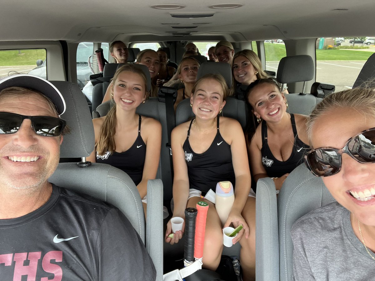 swchstennis's tweet image. Girls Varsity Tennis traveled to Jordan for a 4-3 victory! 🎾 @swchssports