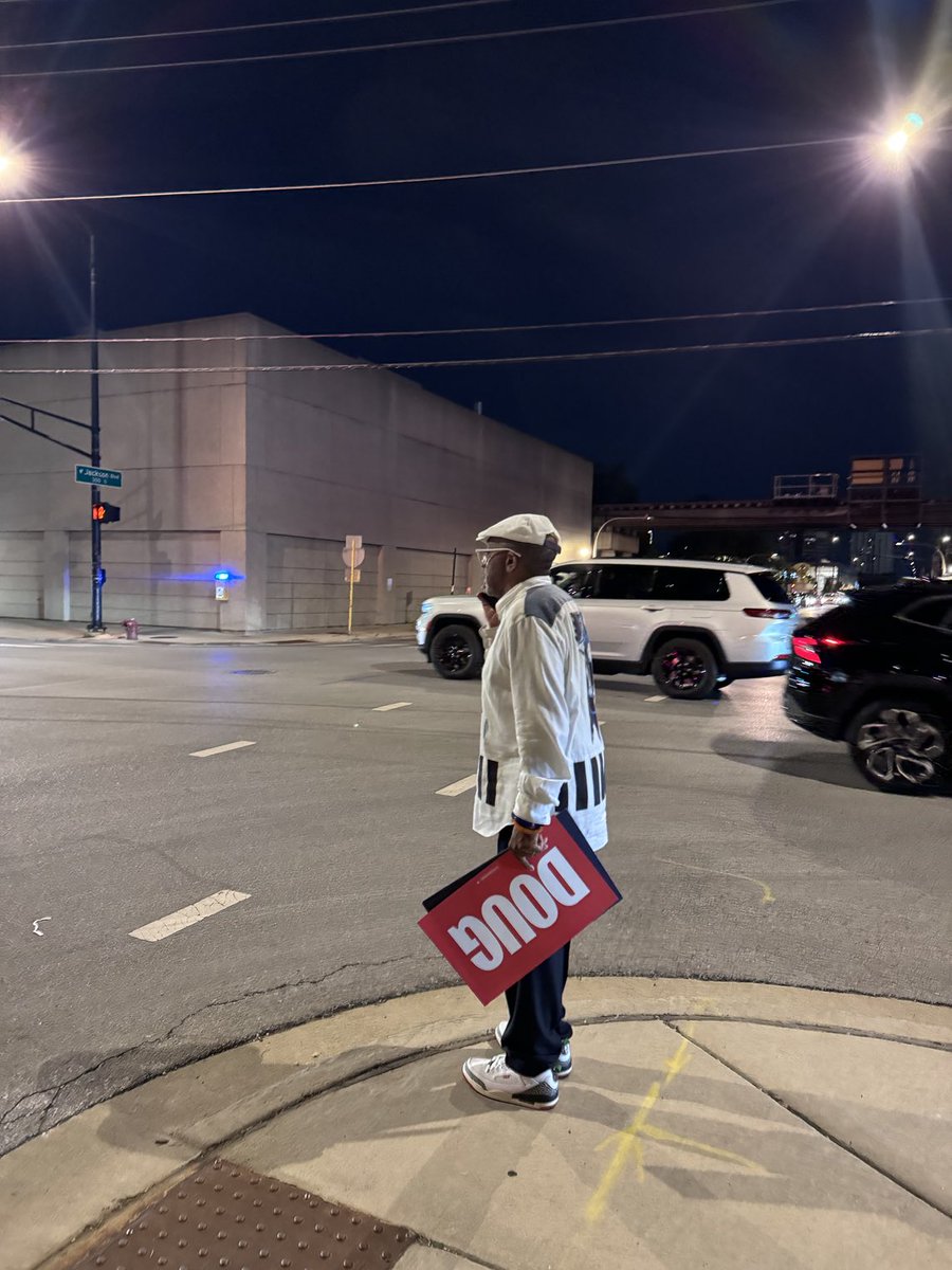 spike lee got a doug sign