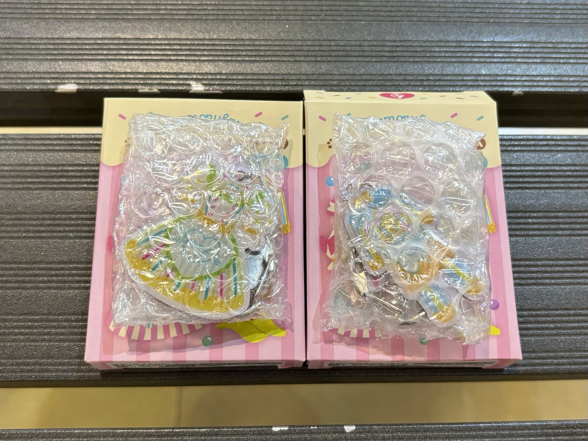 サンリオ ハーモニー ハーモニーランド アイスフル シークレットキーホルダー ダンサー 交換

【譲】ピスタ　ラムレー

【求】ブラン　シール

本日ハーモニー手渡し可能です！
お気軽にお声掛けください