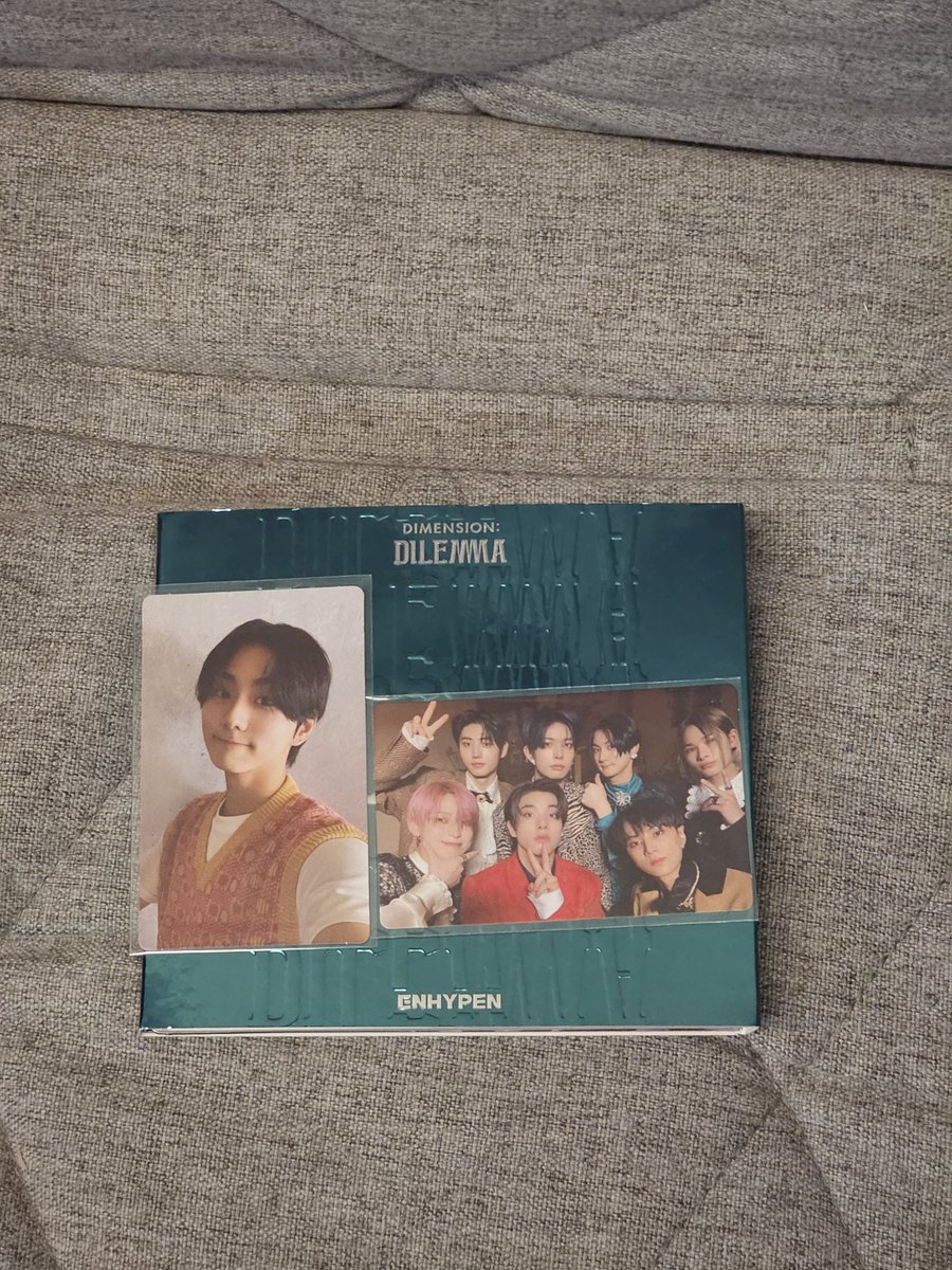AndyMochi3's tweet photo. wts lfb enhypen unsealed album complete set

[UNSEALED] Charybdis, Odysseus &amp; Scylla version
ㅡ ₱450 each + sf
ㅡ on hand, mint condition
ㅡ complete inclusions

[UNSEALED] Essential version
ㅡ ₱350 + sf
ㅡ on hand, mint condition
ㅡ complete inclusions https://t.co/aw9DqyE6As