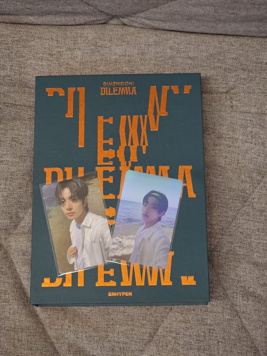 AndyMochi3's tweet photo. wts lfb enhypen unsealed album complete set

[UNSEALED] Charybdis, Odysseus &amp; Scylla version
ㅡ ₱450 each + sf
ㅡ on hand, mint condition
ㅡ complete inclusions

[UNSEALED] Essential version
ㅡ ₱350 + sf
ㅡ on hand, mint condition
ㅡ complete inclusions https://t.co/aw9DqyE6As