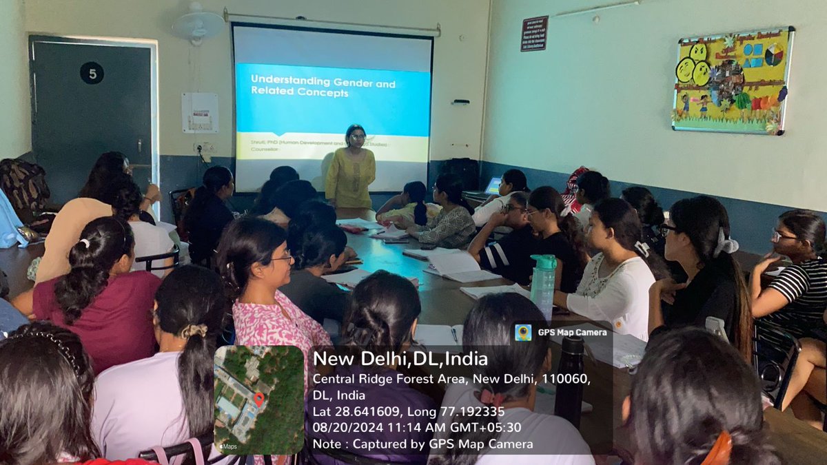 hdfe_jdmc's tweet photo. The Department of Human Development &amp; Family Empowerment successfully organized a workshop on Gender Sensitization on 20th August, 2024!

Thanks to Dr. Shruti Pokhriyal, Counselor, for leading an insightful session. #GenderSensitization #Empowerment #Awareness @CollegeJanki https://t.co/aecNlQmzUj