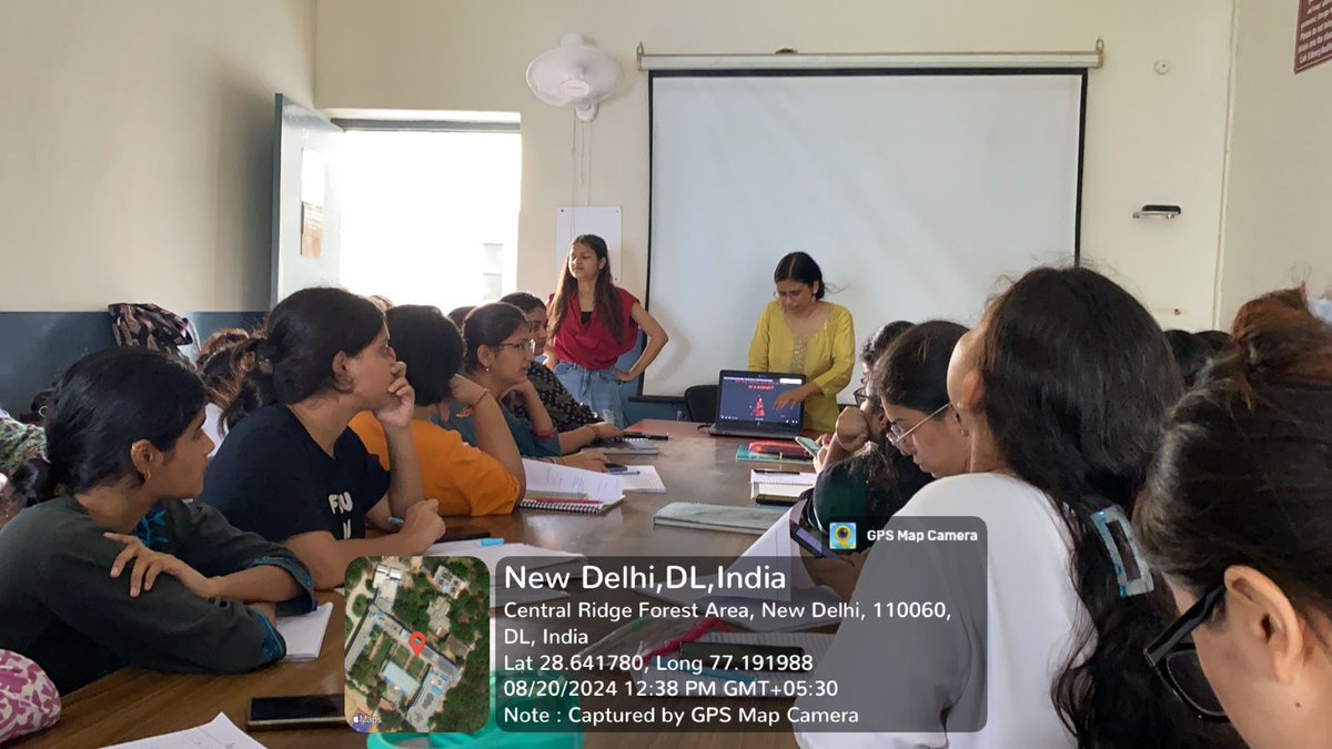 hdfe_jdmc's tweet photo. The Department of Human Development &amp; Family Empowerment successfully organized a workshop on Gender Sensitization on 20th August, 2024!

Thanks to Dr. Shruti Pokhriyal, Counselor, for leading an insightful session. #GenderSensitization #Empowerment #Awareness @CollegeJanki https://t.co/aecNlQmzUj