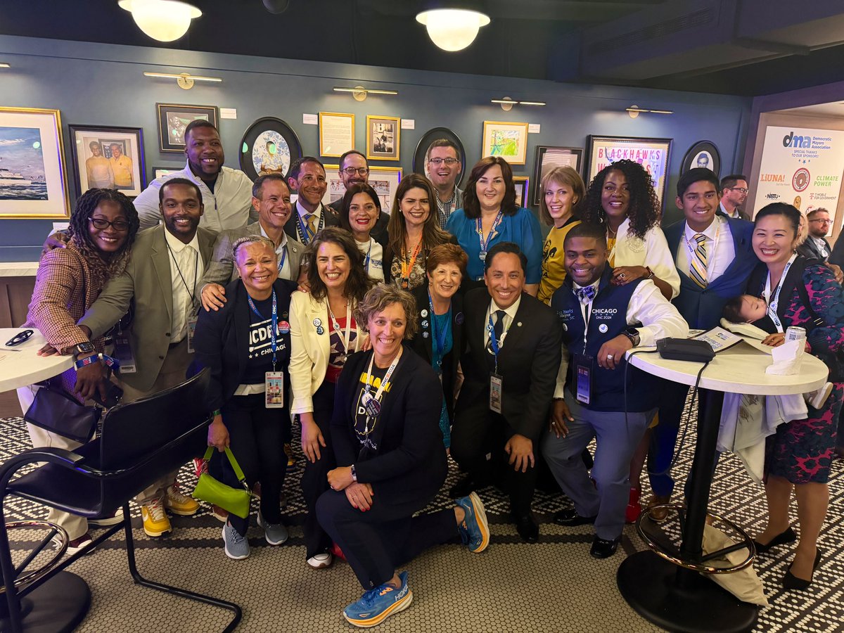 What a night! Great to share #DNC2024’s second evening with friends like @SupNoraVargas <a href="/rustyhicks/">Rusty Hicks 🇺🇸</a> <a href="/DMooreUDW/">Doug Moore</a> and <a href="/DemMayors/">Democratic Mayors</a>. We’re fired up and ready to elect <a href="/KamalaHarris/">Kamala Harris</a> and <a href="/Tim_Walz/">Tim Walz</a>!