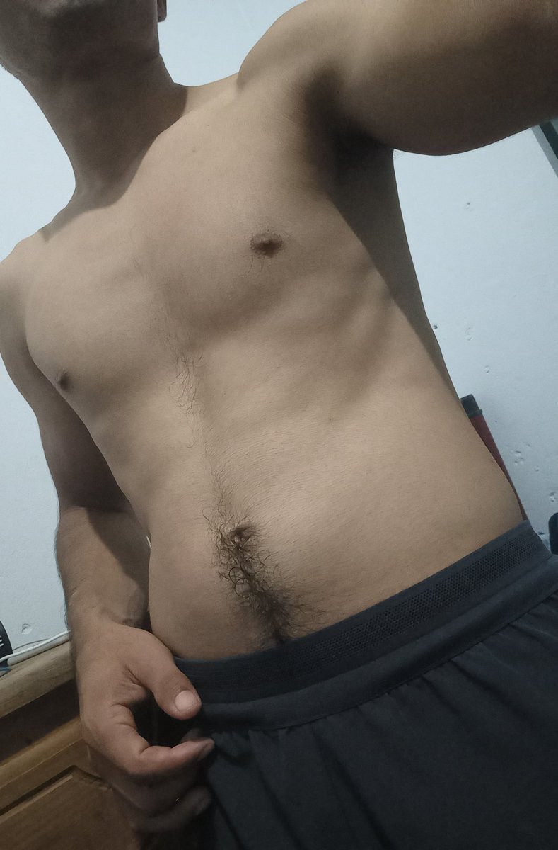 saul_gin's tweet photo. Hola buenassssss 😈
#gay https://t.co/8FZ2mHq3FJ