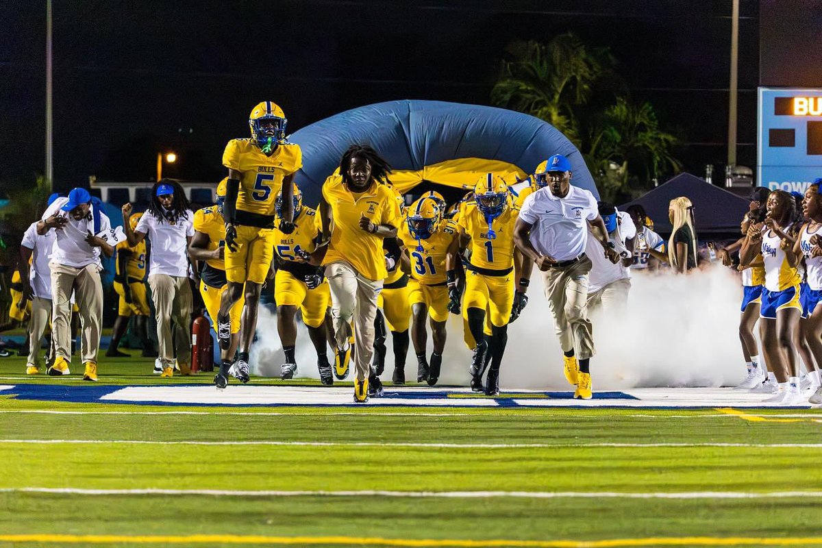 CoachQ_Jetro's tweet photo. Just getting started . ๐#RestoringOrder #BullPride https://t.co/51CEzCkdBR