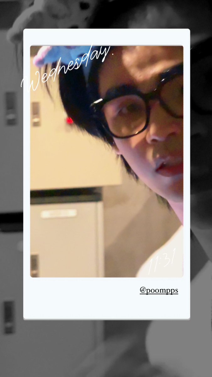 ennabei0's tweet photo. 他俩在搞什么啊~
偷偷摸摸的~
柯智辉你小子就不能一起出镜嘛
#uppoompat #poompps #GetWellsoonUppoompat #Toobtub #MYSTANDIN1STFANMEETING https://t.co/IMBiKHfTp4