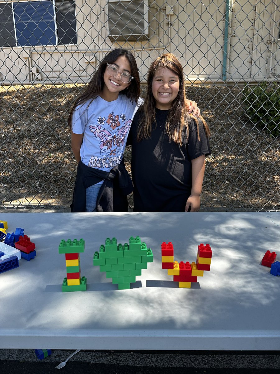 Live Oak Elementary tweet media