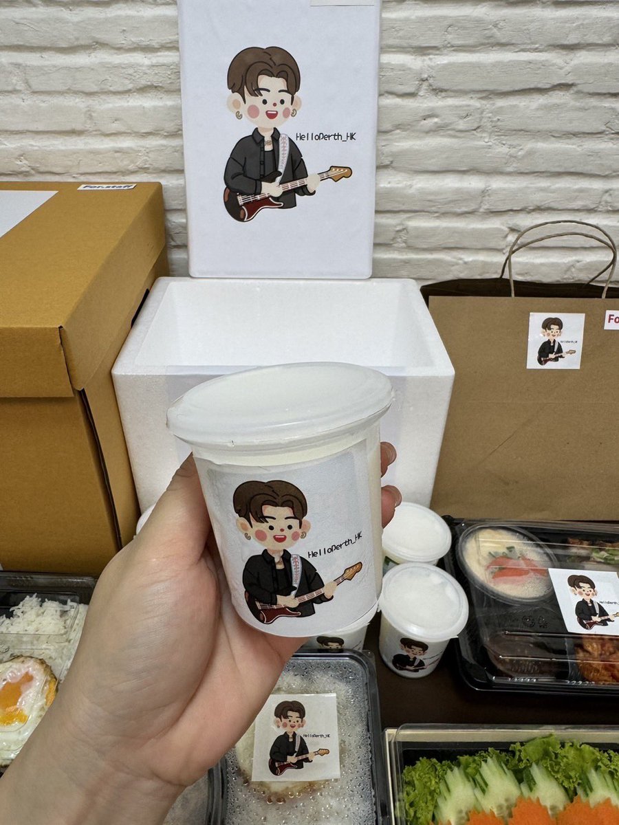 HelloPerth_HK's tweet photo. 2024.08.21

Hello from Food Support for Perfect 10 Liners

Thanks @AllAroundPerth 

@perthppe 
#KDPPE #PerthTanapon 
#Perfect10Liners
#ข้าวกล่องของโยธา https://t.co/jG7rm57bf8