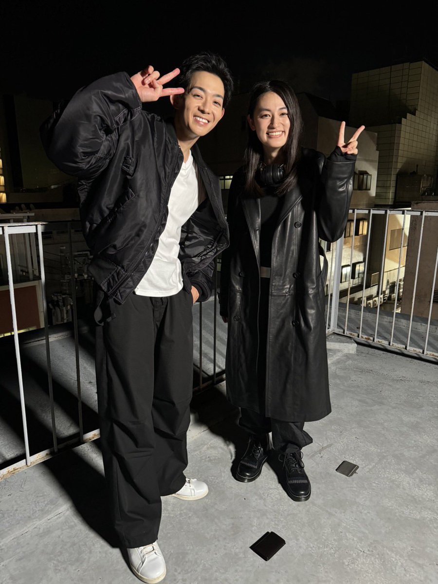 無事にクランクインしましたー👏🎉 こちらは笑顔のクランクイン写真を