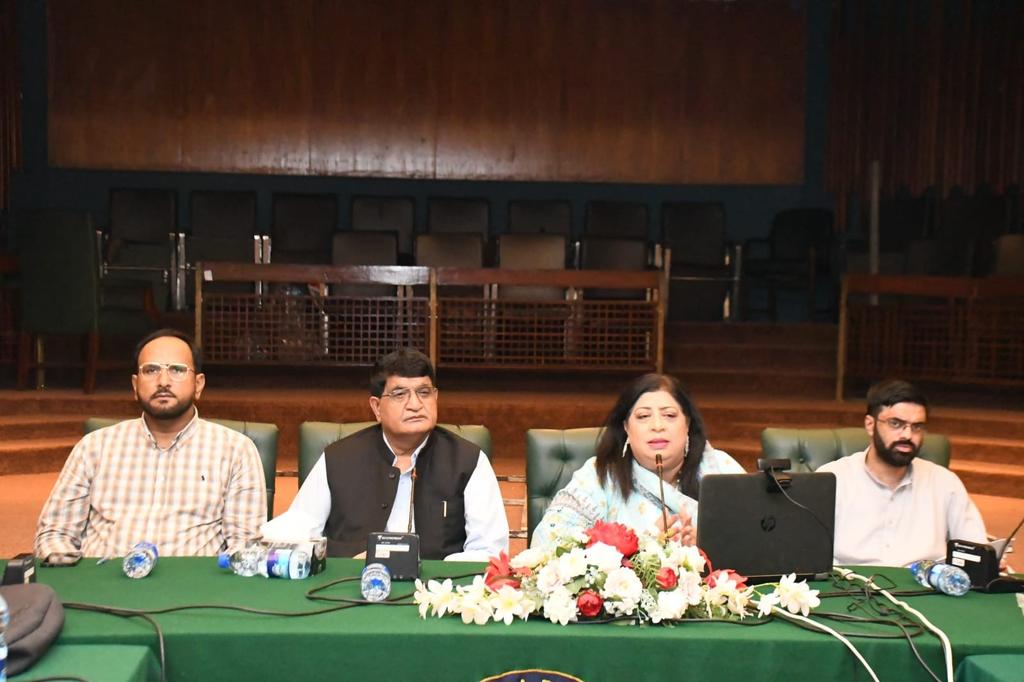 iri_iiui's tweet photo. SPECIAL EXTENSION LECTURE IN CONNECTION WITH IRI INTERNATIONAL POST-DOCTORAL FOURTH WORKSHOP OF 3RD BATCH HELD FROM JULY 01-04, 2024 https://t.co/Sh0rJcxHYT