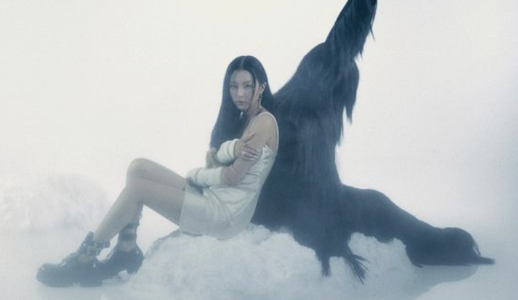 redfl4vour's tweet photo. happy 2nd anniversary to seulgi's haunting &amp; beautiful, 28 reasons! 🍎 https://t.co/s0Sensndmm