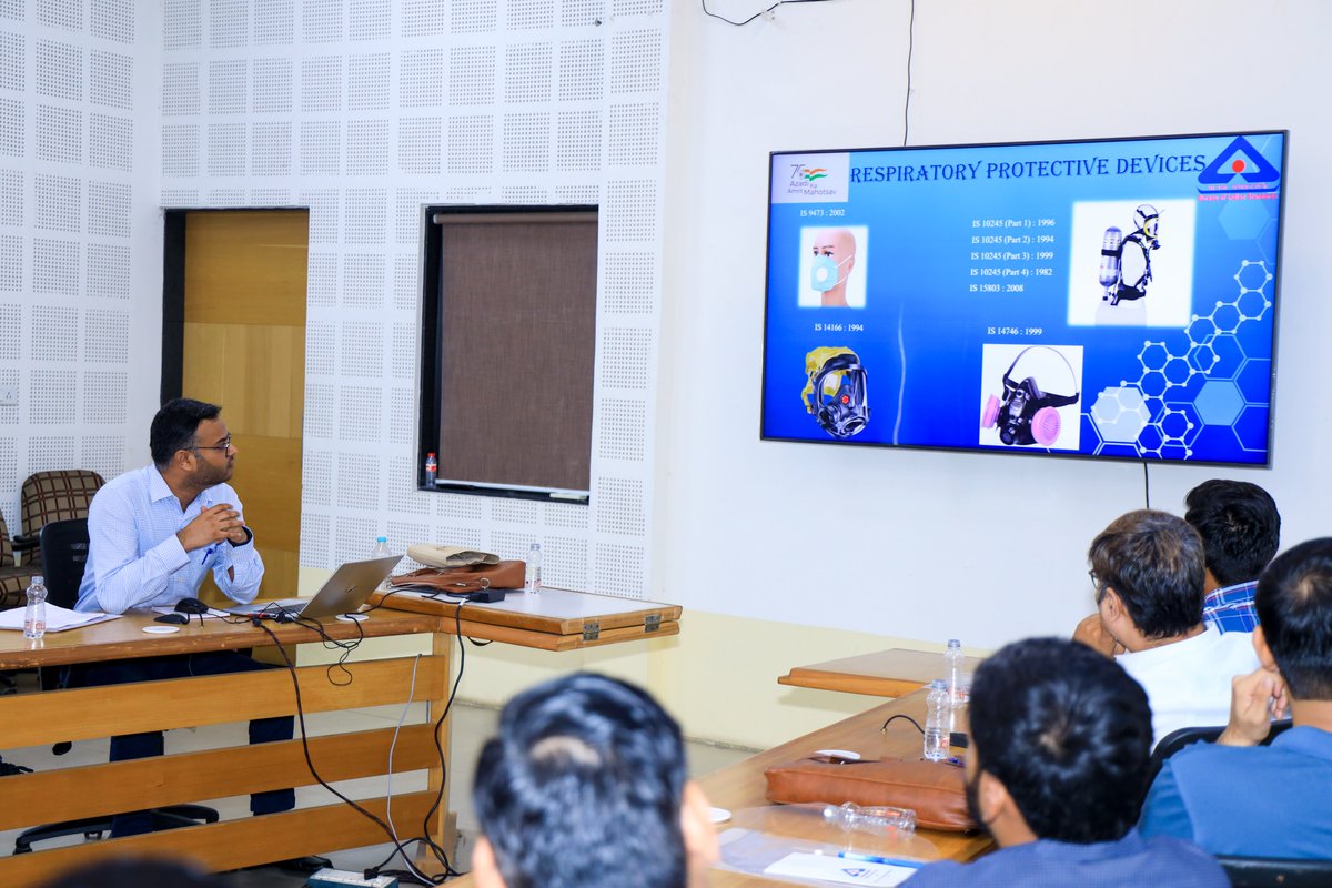 BisSurat's tweet photo. @BISSurat  has organized an  Industrial awareness program at GIDC Ankleshwar District Bharuch At industries association office. Members of Association attended the programme. Discussion on implemented and upcoming Quality Control Orders was done. @IndianStandards @BisSurat https://t.co/N3x6pKhvam