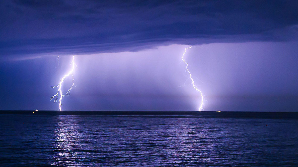 Boat lightning strike checklist trib.al/uwziyGX