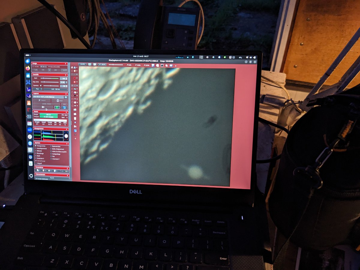 Malgré la brume, les ennuis techniques et logiciels, on a eu quelque chose ! #Saturne #Lune <a href="/Obs_Paris/">Observatoire de Paris | PSL</a> <a href="/VilledeMeudon/">Ville de Meudon</a> @LesiaAstro