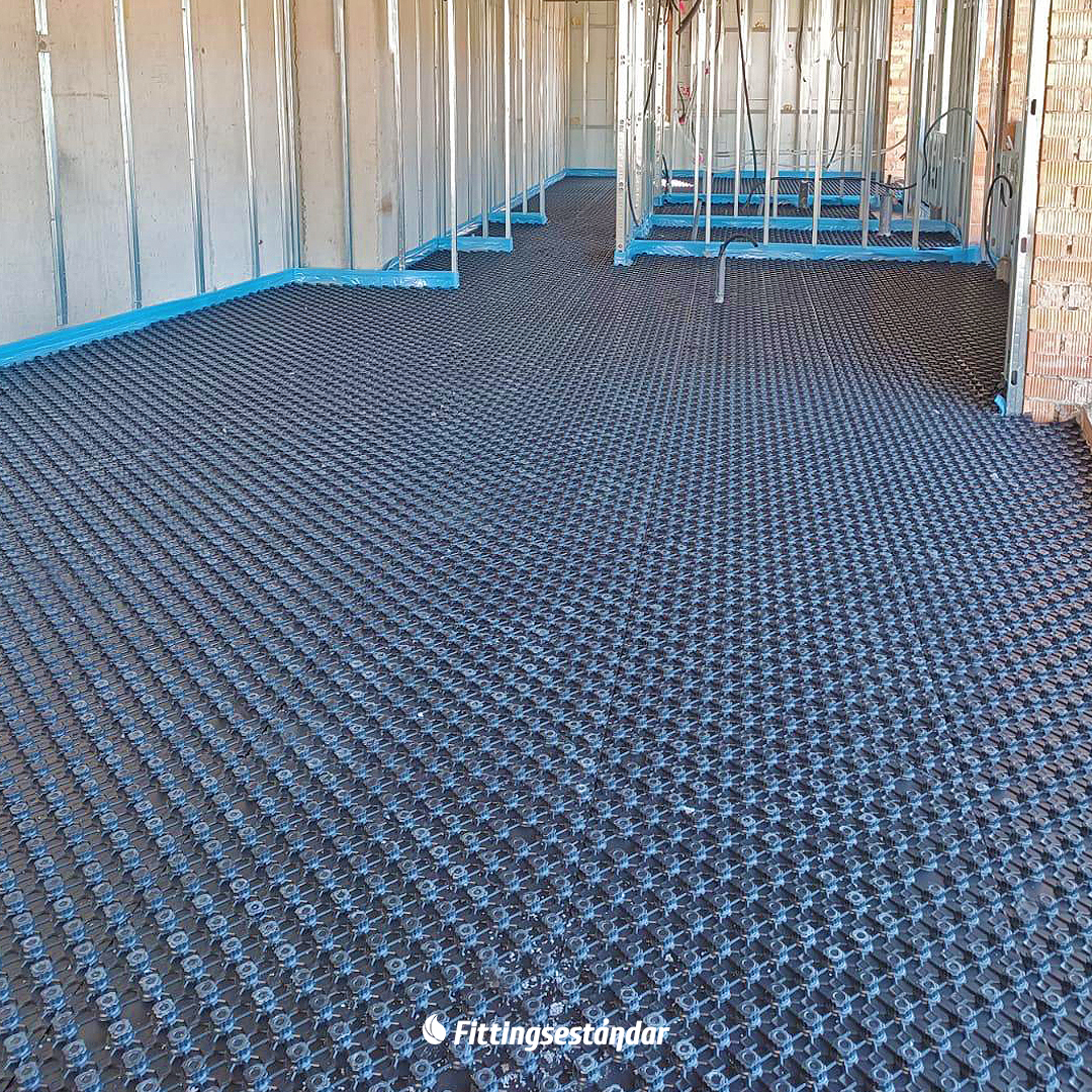 FEestandar's tweet photo. ⬇️ Ventajas del suelo radiante refrescante:
▪️ Calidez en invierno.
▪️ Frescor en verano.
▪️ Bajo consumo.
▪️ Ahorro de energía.
▪️ Confort.
▪️ Seguridad.

🌐 https://t.co/8iH8Ix4Unt

#sueloradiante #fittingsestandar #calefaccion #fontaneria #tuberia #instalacion https://t.co/pLcwkI9get