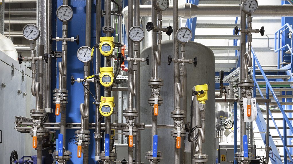 EngNewsZA's tweet image. Ceramic measuring cells are redefining pressure measurement in chemical plants—offering safety, stability, and reliability. Find out more &amp;gt; ow.ly/SP4750T0W7w

Or visit the #VegaInstruments 𝐕𝐢𝐫𝐭𝐮𝐚𝐥 𝐒𝐡𝐨𝐰𝐫𝐨𝐨𝐦 &amp;gt; ow.ly/4vu350T0W7B

#Ad #CMVirtualShowroom