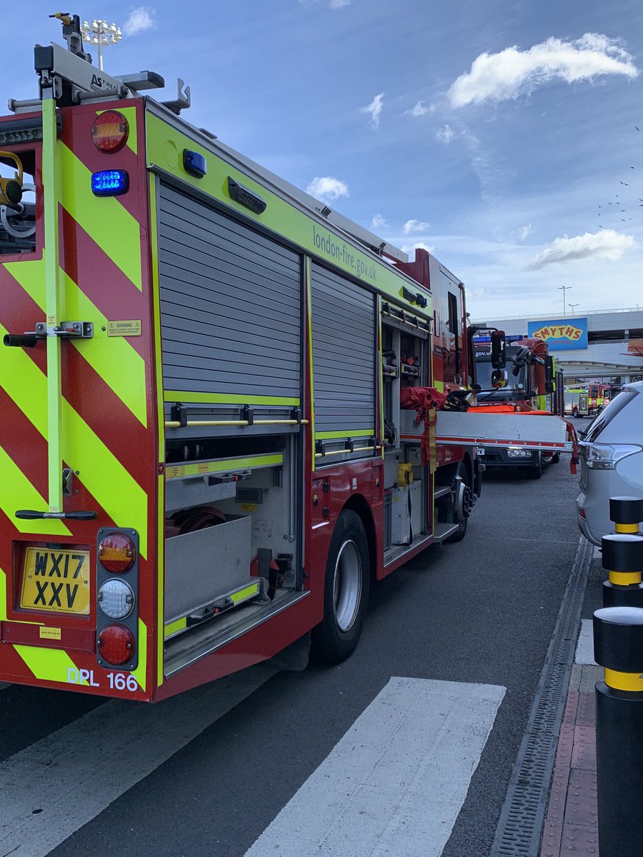 LittleMissMon's tweet photo. @RomfordRecorder 3 fire engines at The Brewery, building evacuated. No sign of smoke https://t.co/1CgR0ckp0j