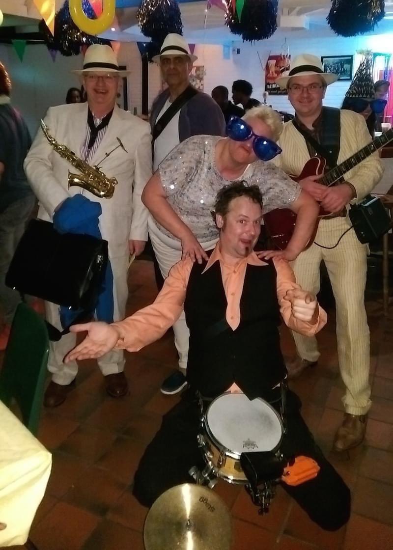 Leuk! <a href="/noorddamcentrum/">Noorddamcentrum</a> Bovenkerk presenteert op zondag 1 september een swingend middagconcert door: Jazz &amp; Caribisch kwartet Bribidao Bribidao speelt goedgemutste jazzy, Caribische en salsamuziek. Aanvang 15:00 uur, toegang € 5,-. Kaartjes via loeth03@gmail.com