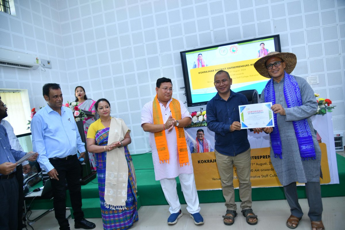 PramodBoroBTR's tweet photo. Glad to attend the 2-day Kokrajhar District Entrepreneurs Meet, 2024, organised by the Bodoland Trade & Industrial Development Corporation Limited (BTIDCL), in Kokrajhar today.

The Entrepreneurs Meet was attended by many enterprising entrepreneurs of Kokrajhar district, and saw an engaging exchange of ideas aimed at enhancing the spirit of entrepreneurship & fostering a robust entrepreneurial ecosystem in the district.

📍 Bodoland Administrative Staff College, Kokrajhar