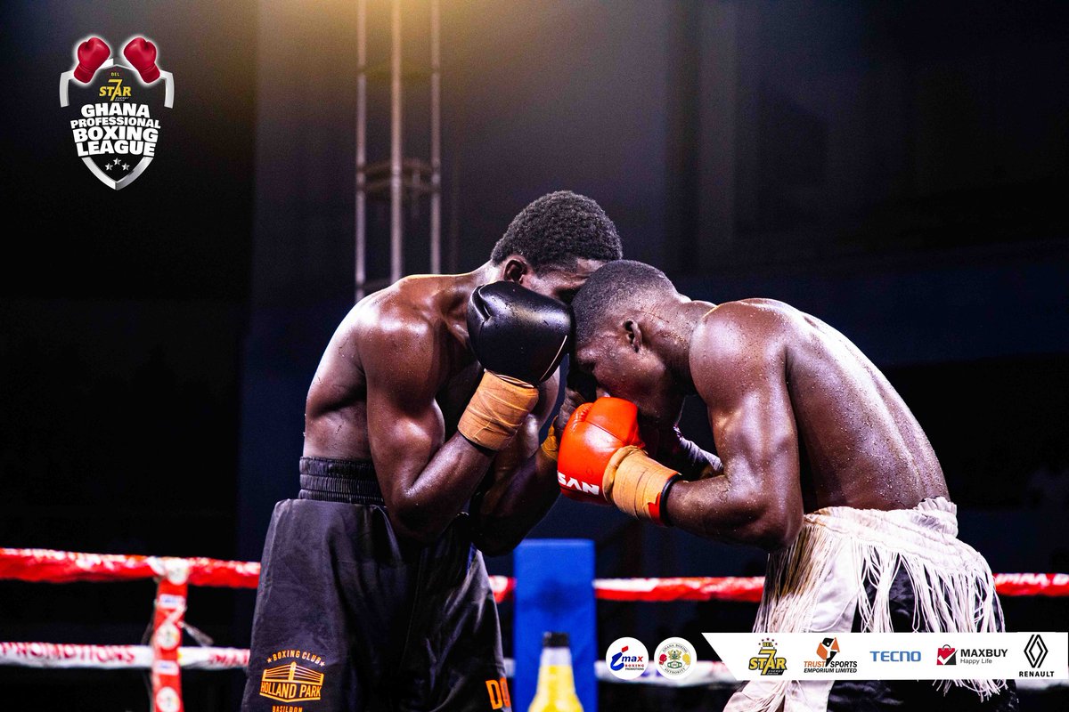 maxtvgh's tweet photo. Razak Mohammed vs Raphael Deh was a great bout to watch. Both of them came with their 'A' Game and delivered.
Watch fight >> https://t.co/Tphyr9IiCX

#FightNight3 #GhanaProfessionalBoxingLeague #Bel7Star #BukomBoxingArena #MaxSports #MaxTV #maxonline https://t.co/dccouchNOG
