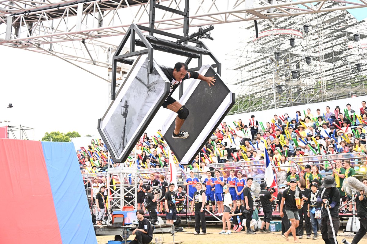 SASUKEワールドカップ2024 1stステージ放送中👑👑 ＼ 全てはこの男から