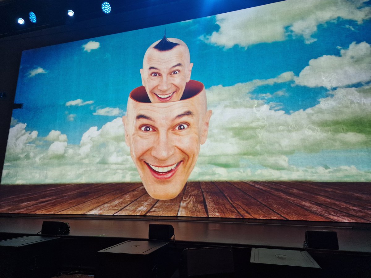 <a href="/arturobrachetti/">Arturo Brachetti</a> SOLO <a href="/ThePleasance/">Pleasance</a>  <a href="/eicc/">EICC</a> a show Moreish TV had to go and see <a href="/edfringe/">Edinburgh Festival Fringe</a> as soon as Arturo steps on stage his quick change routines and magic amazes the huge audiences and creates joy to all, don't miss this, Best Of #EdFringe &amp; 5 stars from <a href="/MoreishT/">Moreish TV - Official Page ©️™️</a> ☆☆☆☆☆