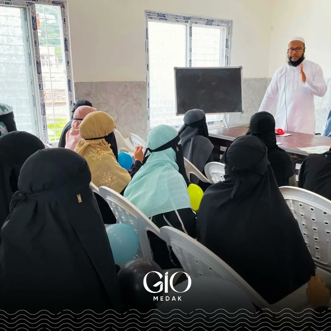 GIOMedak's tweet photo. Aqlaaq Week'2024 | Glimpses from Day - 2 workshop โจ
#Giomedak
#AqlaaqWeek
#WorkshopDay2 https://t.co/OZTVBZgSsi