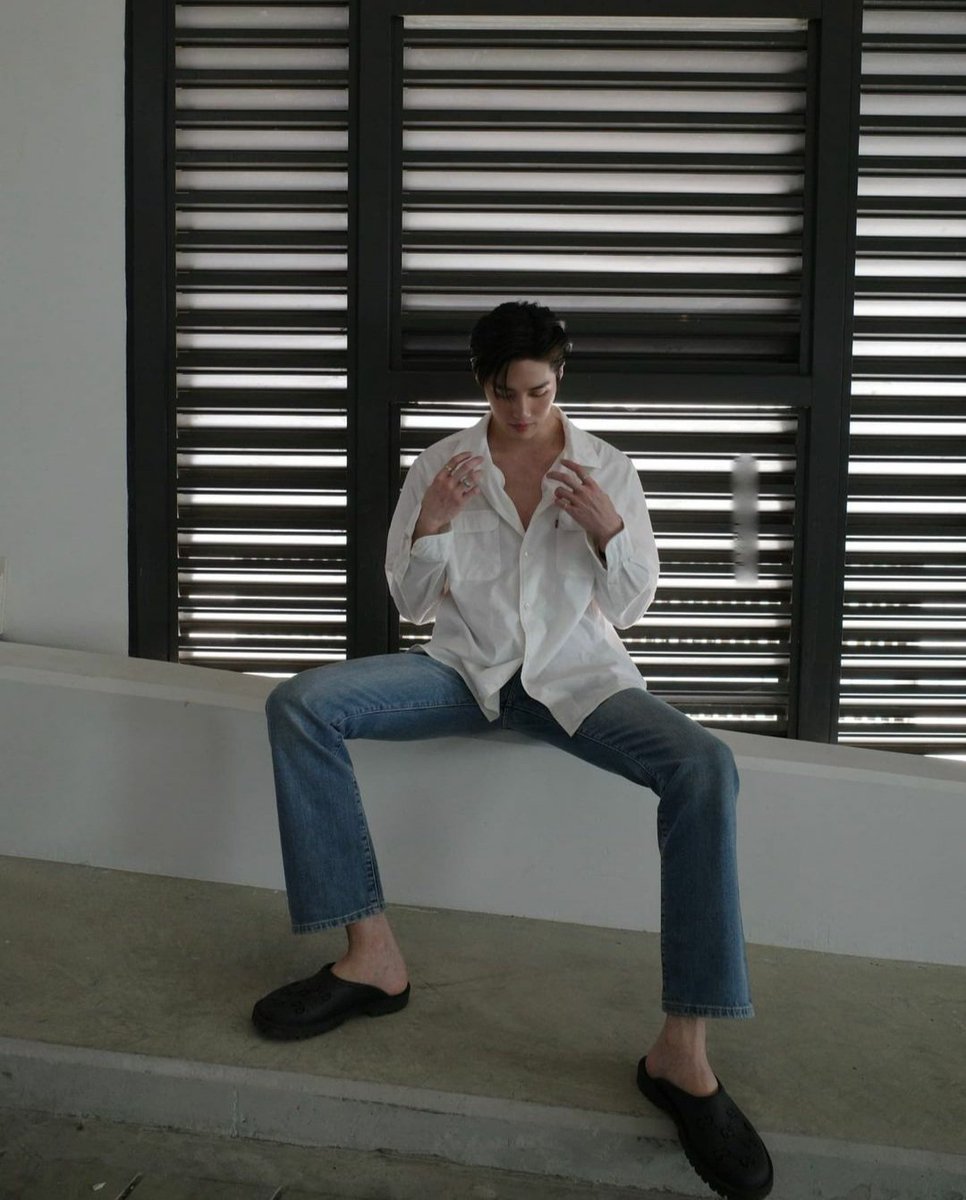 Tor_niran's tweet image. เธอรู้ไหมว่าเราชอบดูหนัง และเธอก็เป็นหนังเรื่องโปรด ที่เราอยากดูตลอดไป🤸🏻🫶🏻🩷
@LeeThanapob 
#thanapob_lee