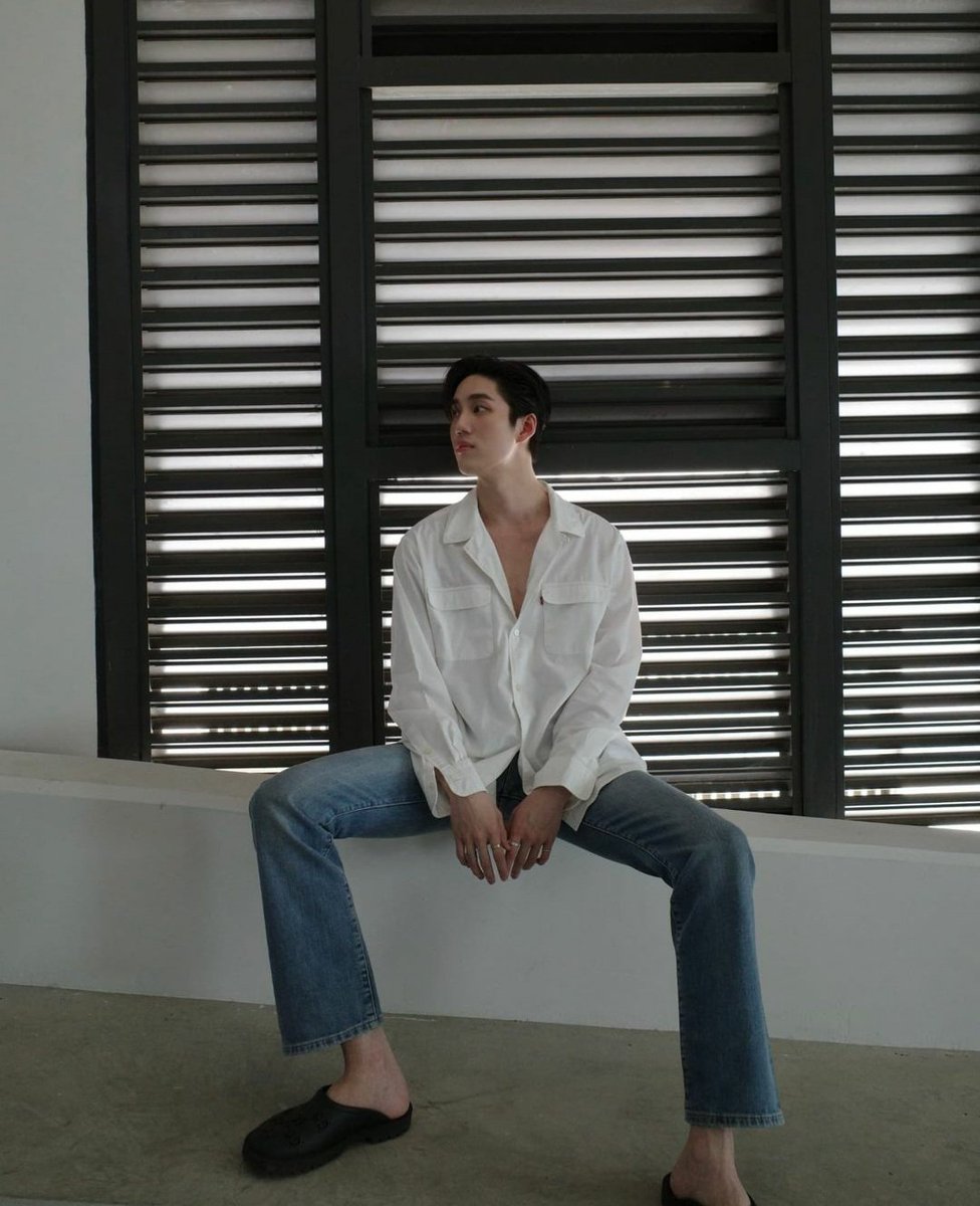 Tor_niran's tweet image. เธอรู้ไหมว่าเราชอบดูหนัง และเธอก็เป็นหนังเรื่องโปรด ที่เราอยากดูตลอดไป🤸🏻🫶🏻🩷
@LeeThanapob 
#thanapob_lee