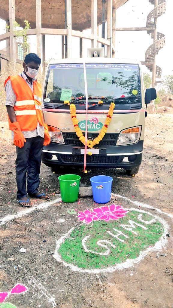 swachhhydd's tweet photo. #Reminder 
Dear Hyderabadis, 
Do you remember @GHMCOnline
#GarbageCollectionService across all localities in  #Hyderabad  Swachh Auto tipper.
Don't forget to ask yourself when will you become a responsible citizen. #CivicDuty @CommissionrGHMC https://t.co/nKmZ9EaSKJ