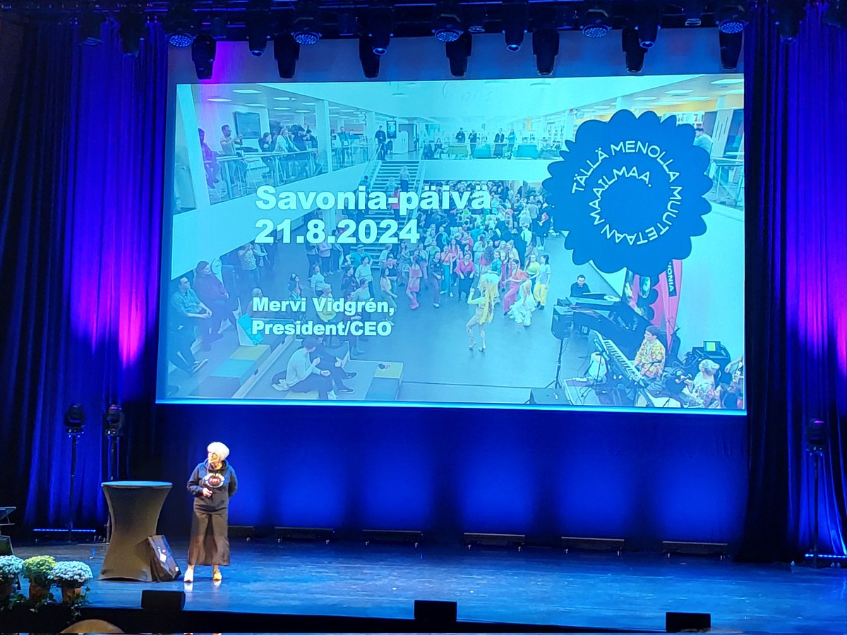 MKopeli's tweet photo. Savonia-päivä alkamassa, rehtorimme @VidgrenMervi lauteilla. Tästä tulee antoisa päivä #savoniaAMK https://t.co/K9WweuPBBy